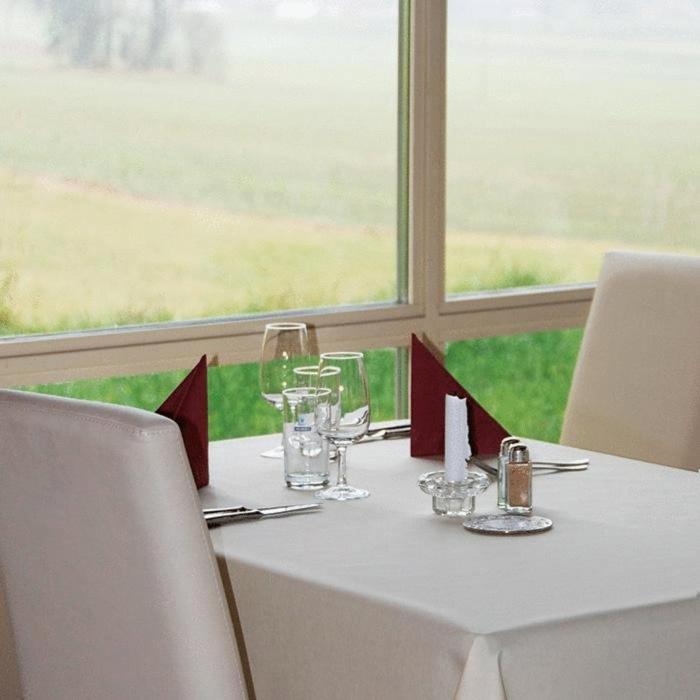 Hotel Du Val Cernier Eksteriør billede
